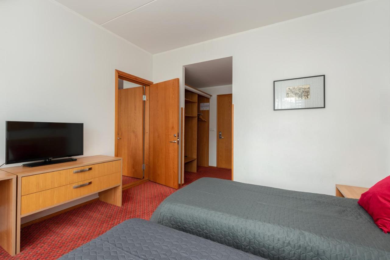 Raadimoisa Hotell Tartu Ngoại thất bức ảnh