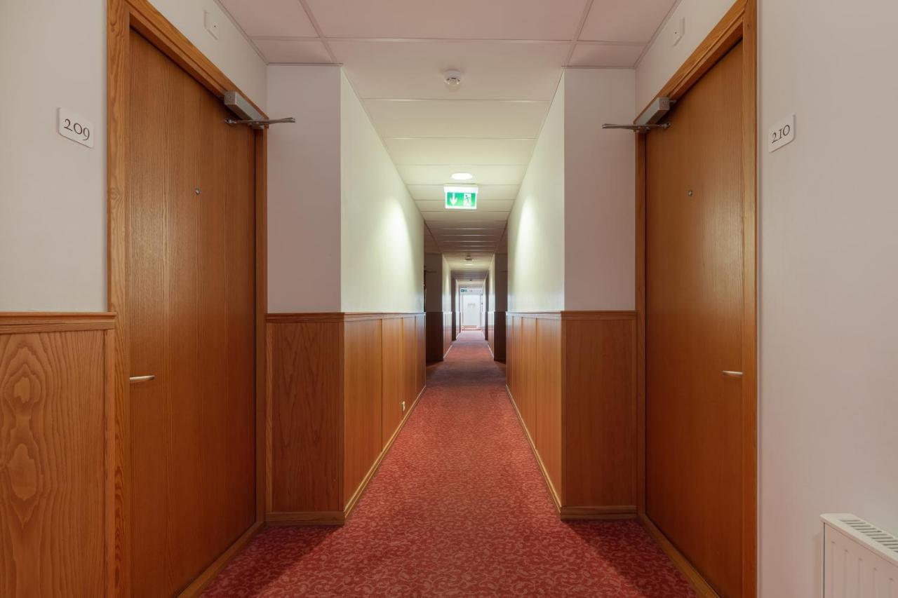 Raadimoisa Hotell Tartu Ngoại thất bức ảnh