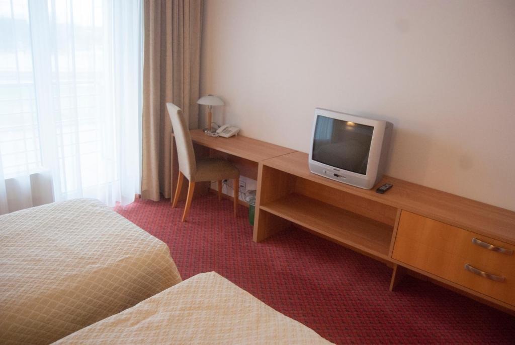 Raadimoisa Hotell Tartu Ngoại thất bức ảnh