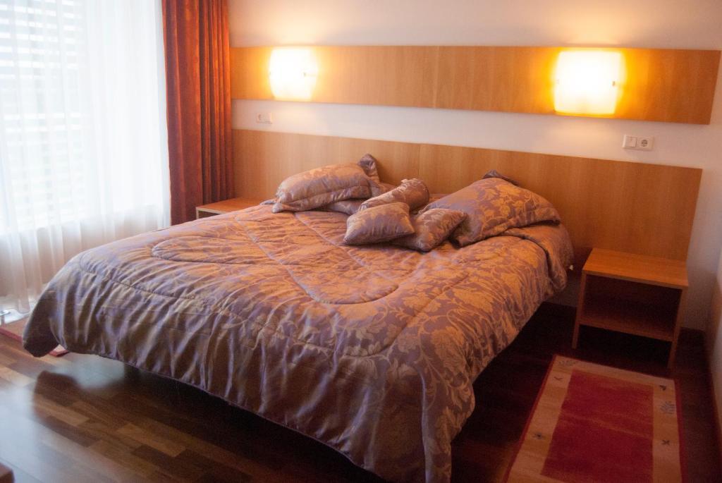 Raadimoisa Hotell Tartu Ngoại thất bức ảnh